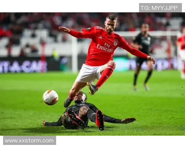 足总杯经典对决本菲卡逆转巴黎圣日耳曼全场沸腾战术解析 足总杯经典对决本菲卡逆转巴黎圣日耳曼全场沸腾战术解析